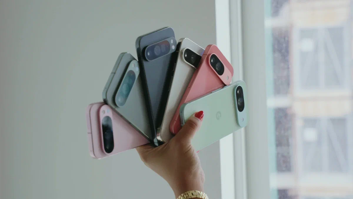 Pixel 11 Pixel Glow: What It Does and When to Pre-Order